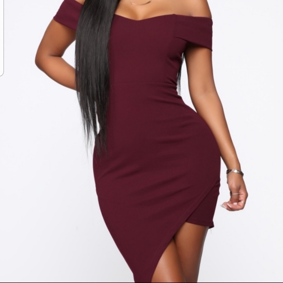 🔥FashionNova Plum Asymmetrical Dress - Picture 2 of 7